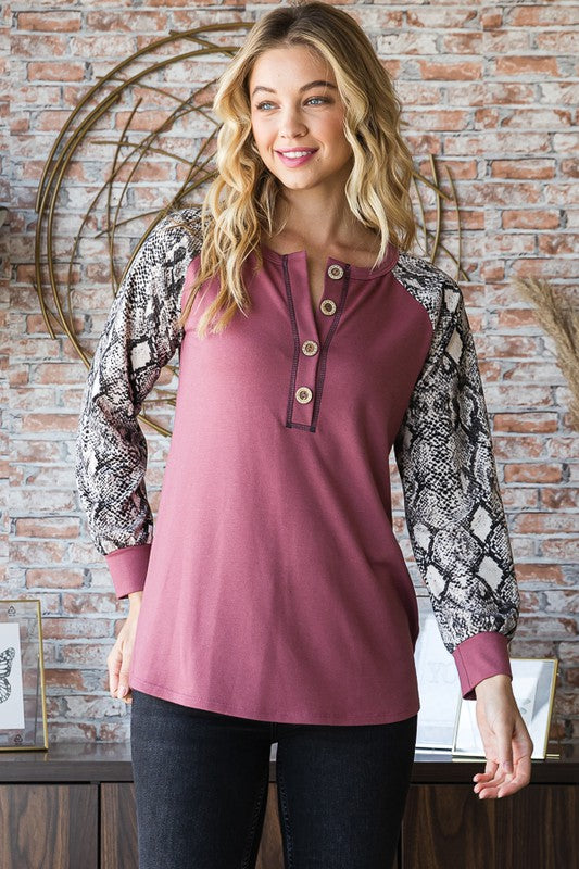 Chic Snakeskin Print Raglan Sleeve Half Button Top