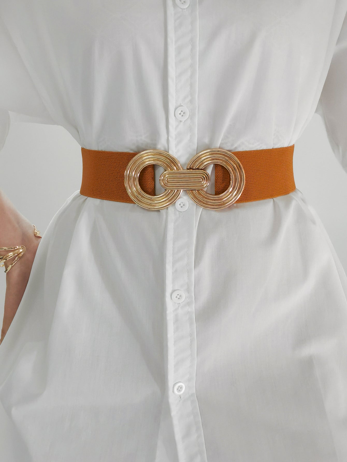 Geometric Alloy Buckle Stretch Belt