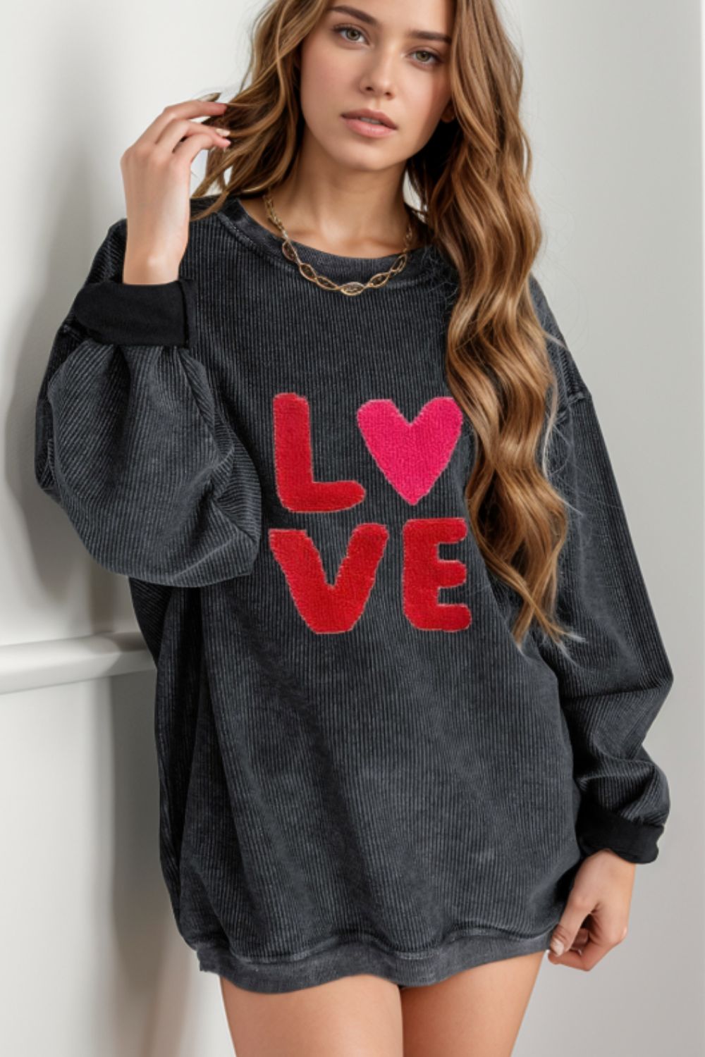 Love Heart Graphic Long Sleeve Sweatshirt for Valentine's Day