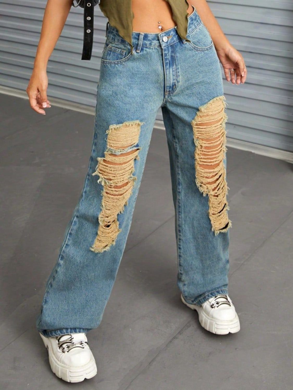 Distressed Wide Leg Jeans with Pockets - ShopEasier