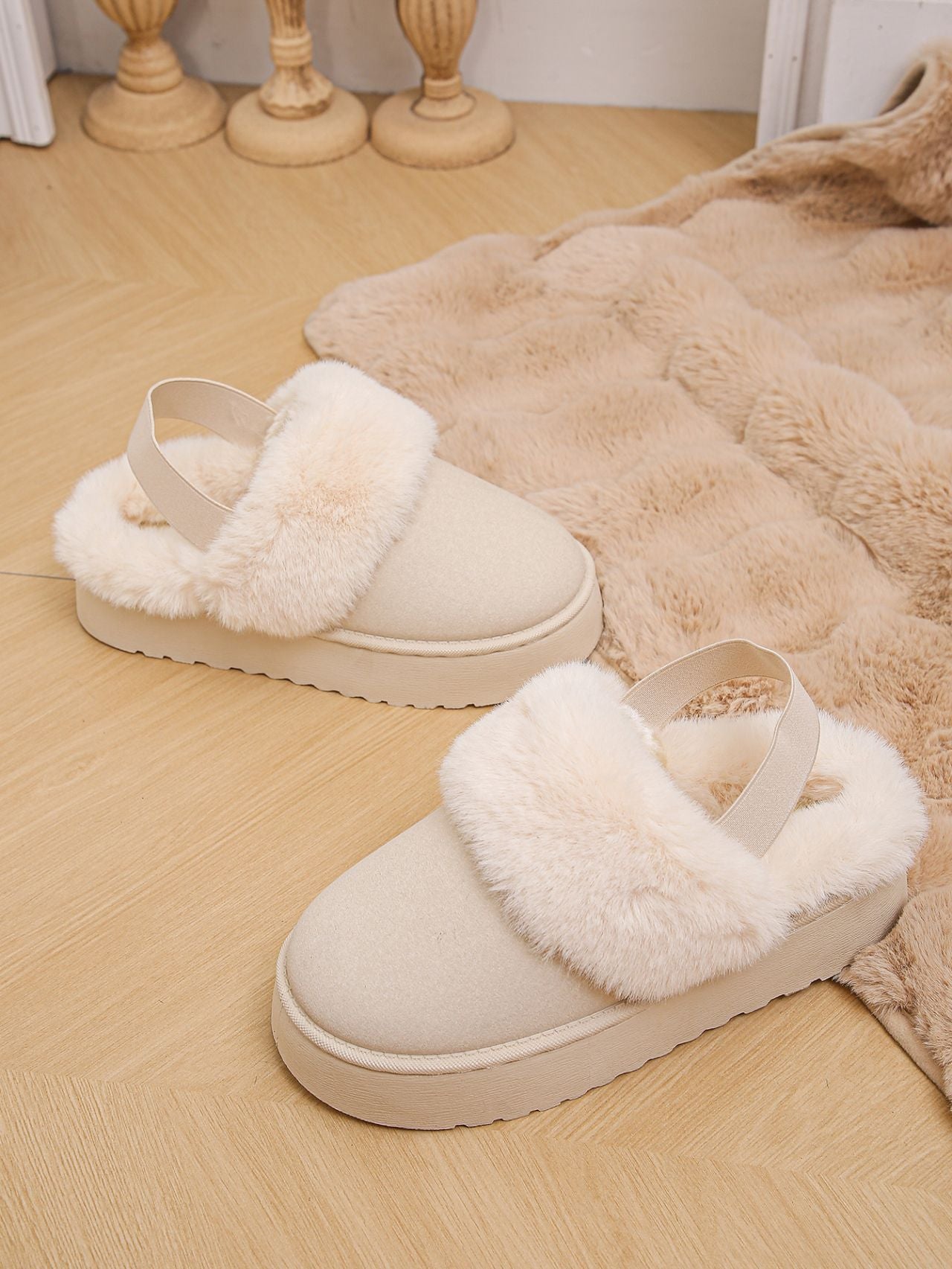 Cozy Faux Fur Platform Slippers with Round Toe