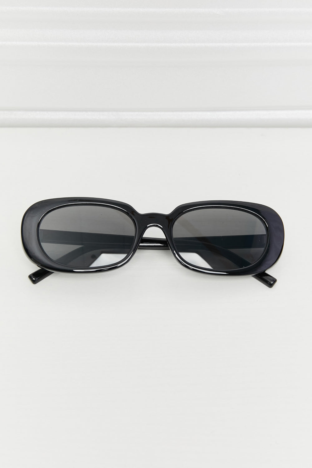 Oval Full Rim Sunglasses - ShopEasier