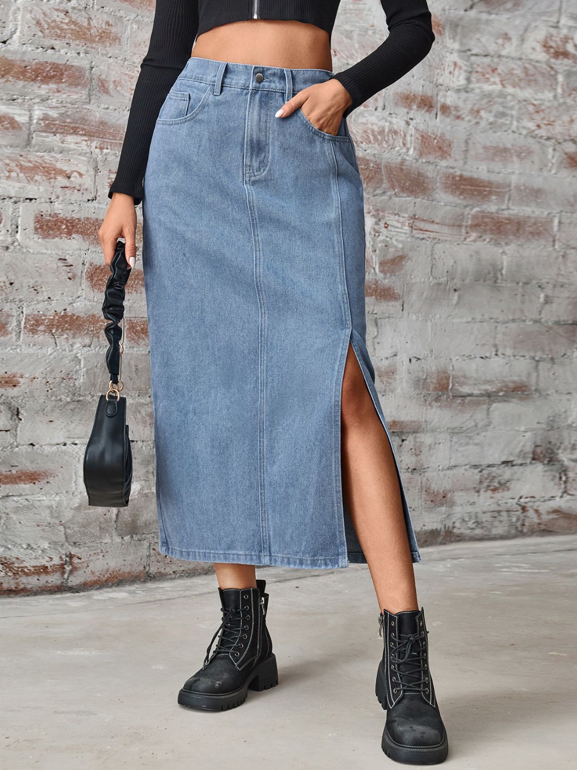 High-Waisted Denim Skirt with Side Slit and Pockets