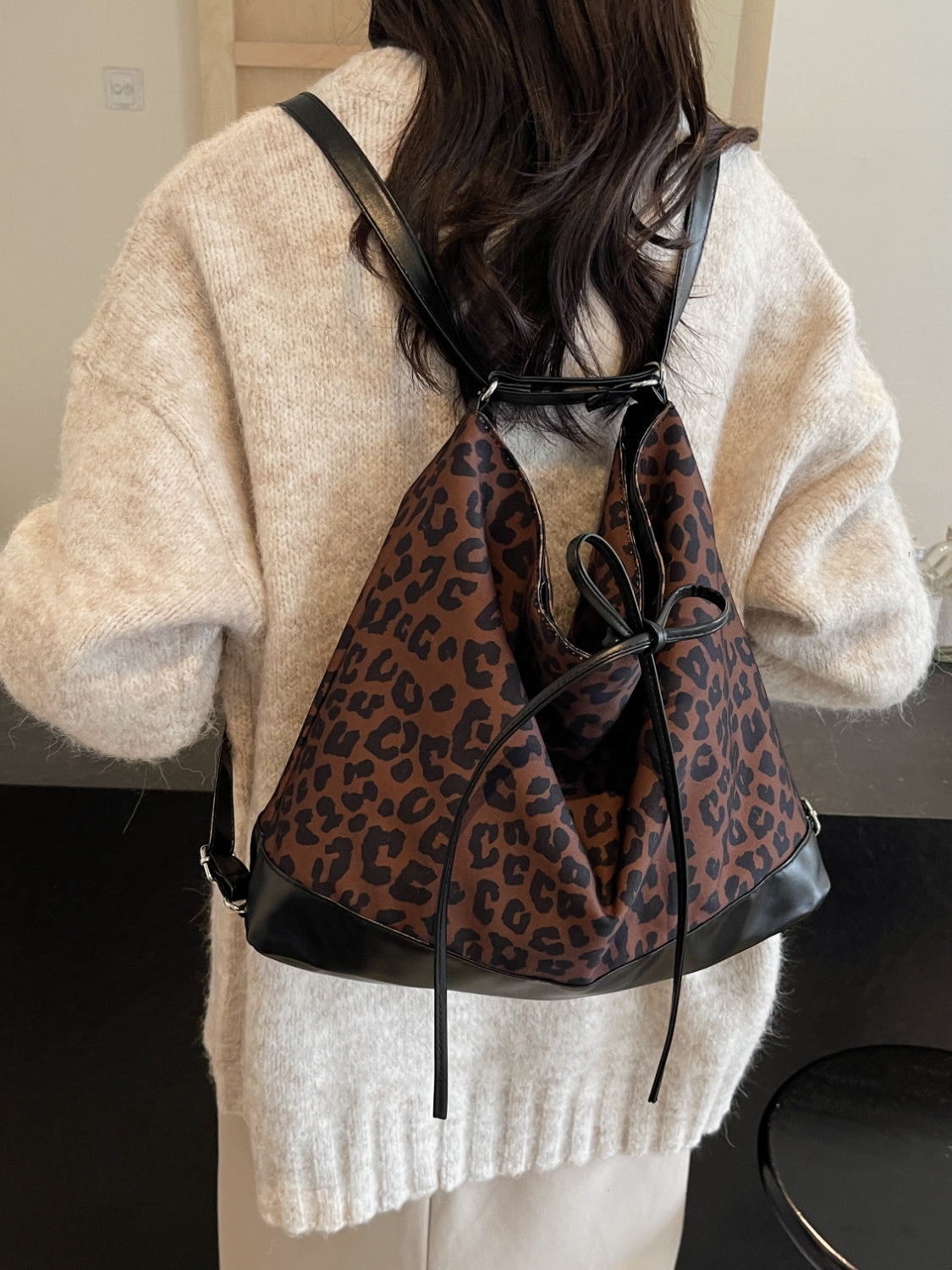 Leopard Print Versatile Crossbody Handbag