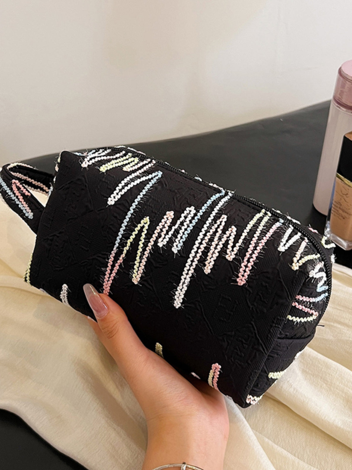 Zippered Contrast Polyester Wristlet Bag