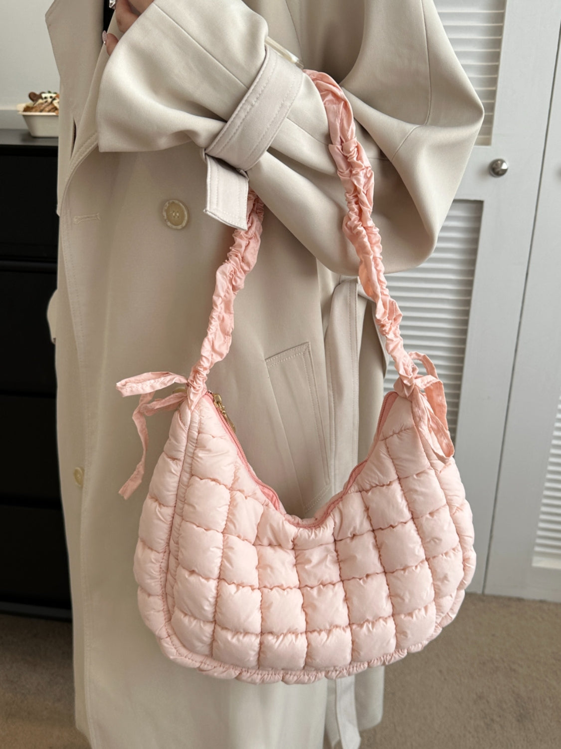 Bubble Texture Ruched Strap Quilted Shoulder Bag - ShopEasier