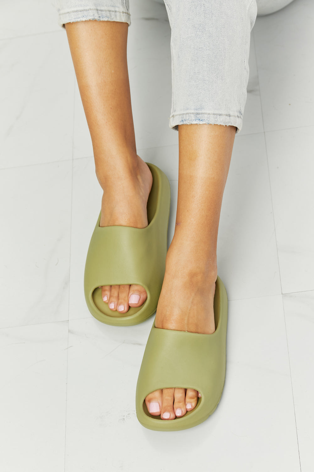 NOOK JOI Cozy Comfort Slides in Green