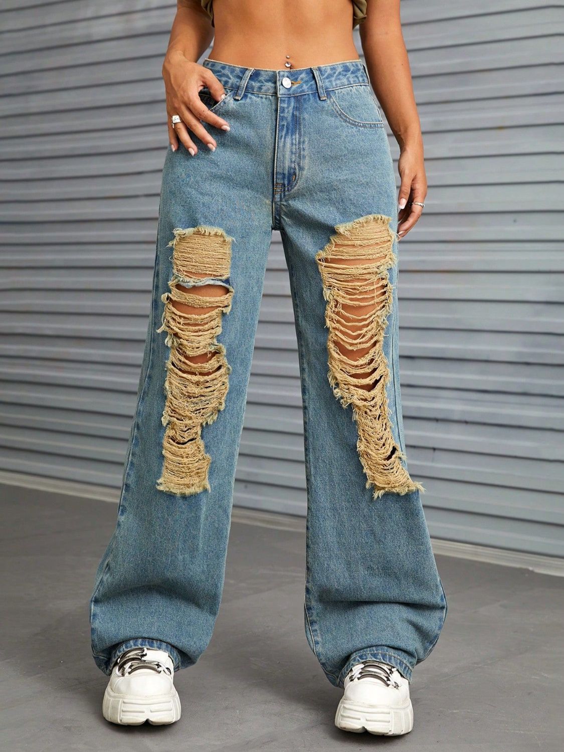 Distressed Wide Leg Jeans with Pockets - ShopEasier