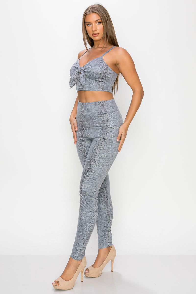 Embossed Snake Print Top And Leggings Set - ShopEasier