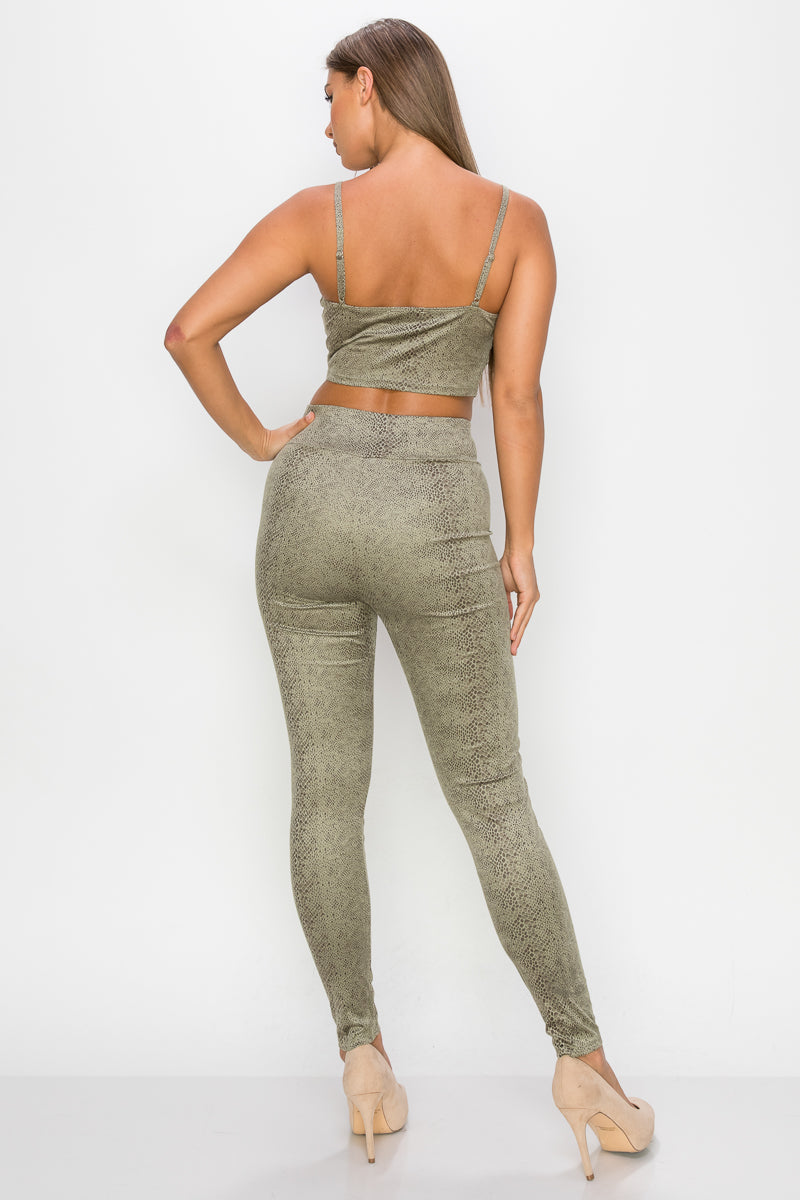 Embossed Snake Print Top And Leggings Set - ShopEasier