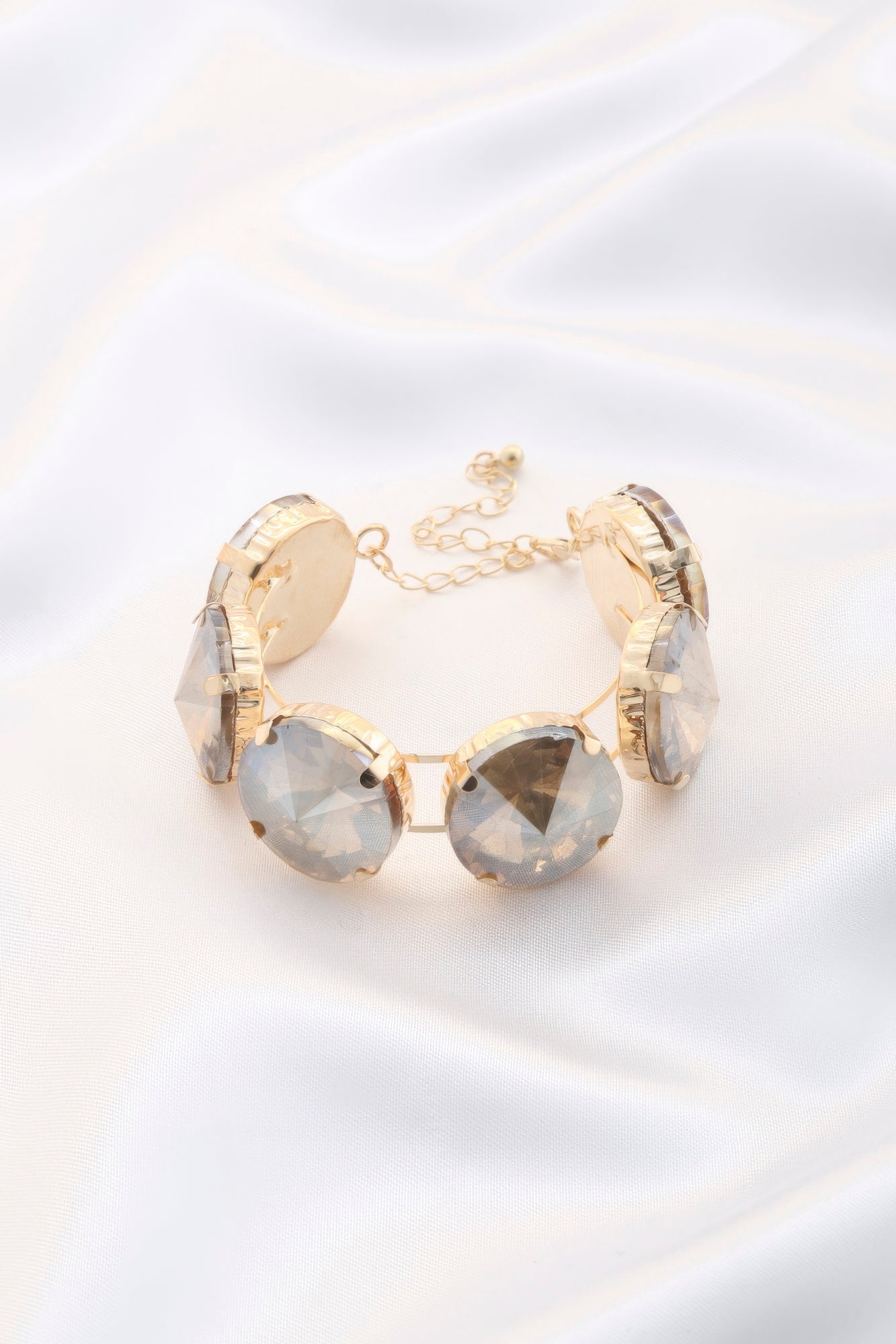 Round Crystal Bracelet - ShopEasier