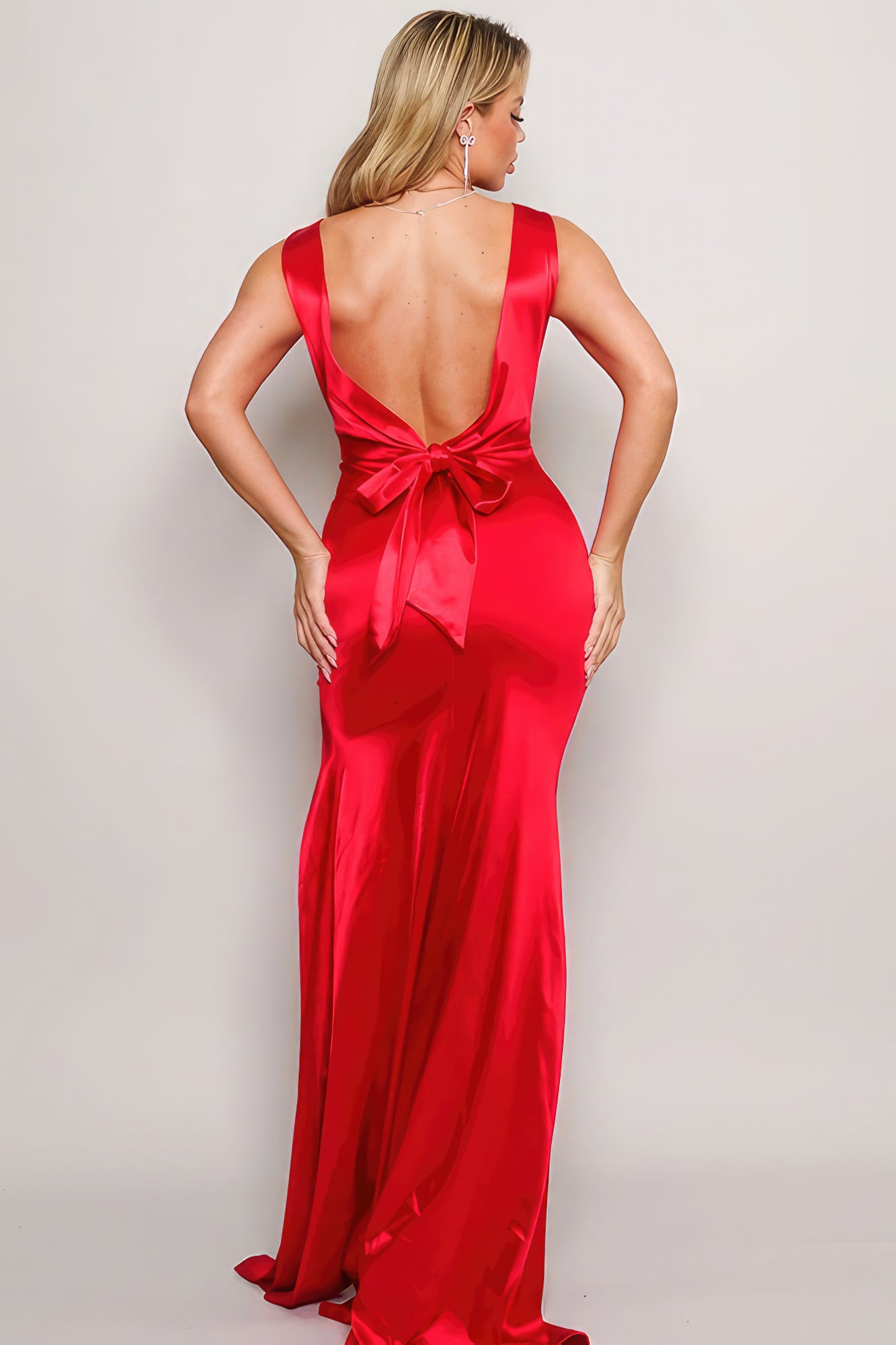 Sleeveless Deep V Low Back Bow Maxi Dress - ShopEasier