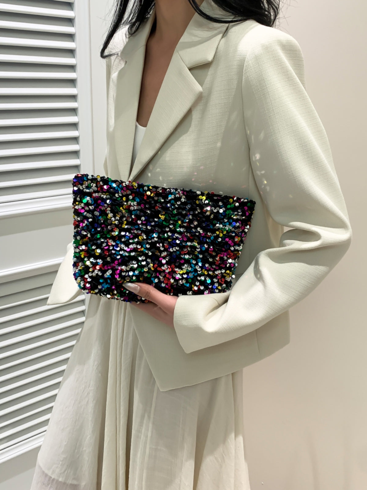 Sparkling Sequin Zippered Clutch Bag