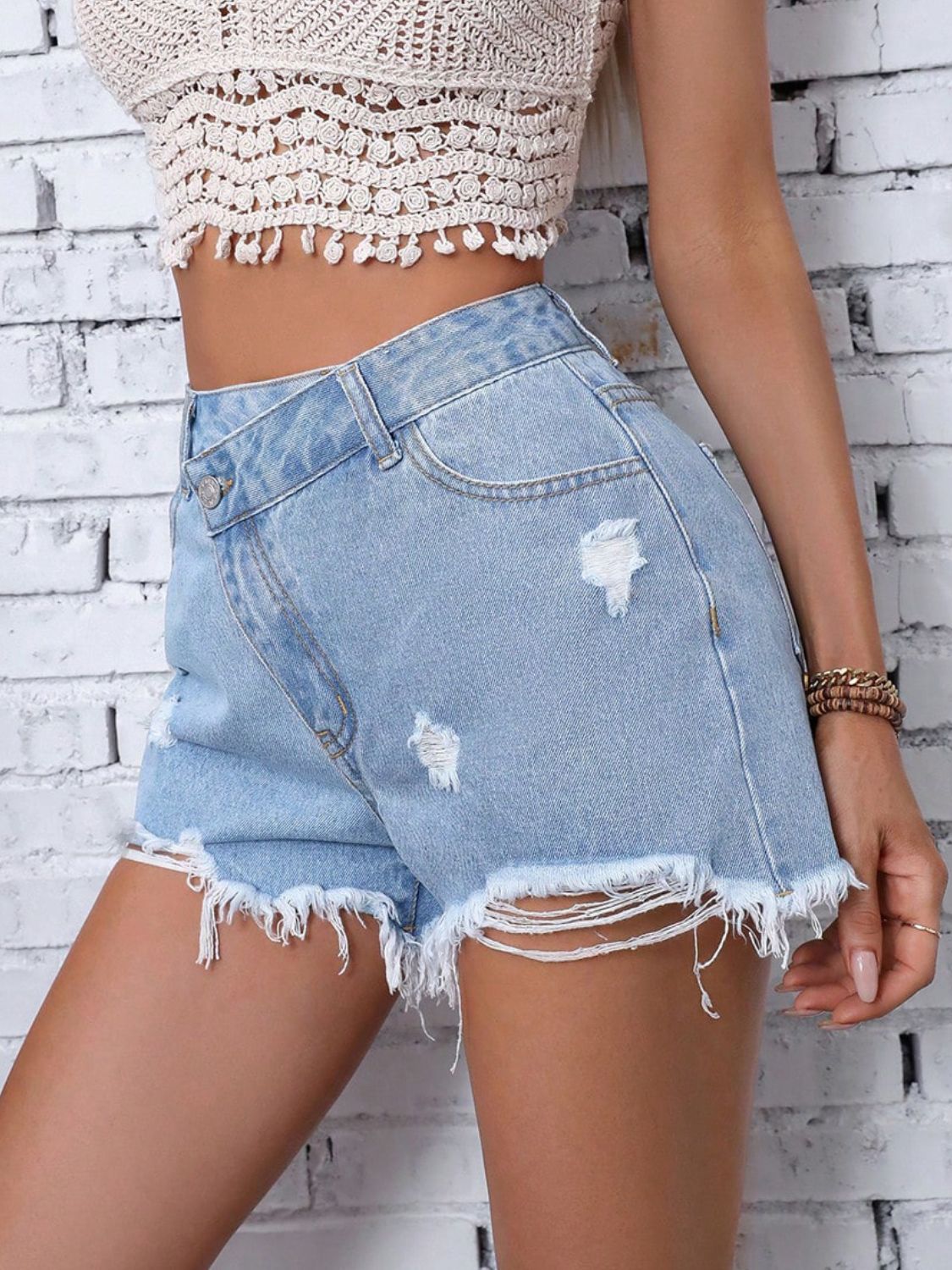 Frayed Hem Distressed Denim Cutoff Shorts