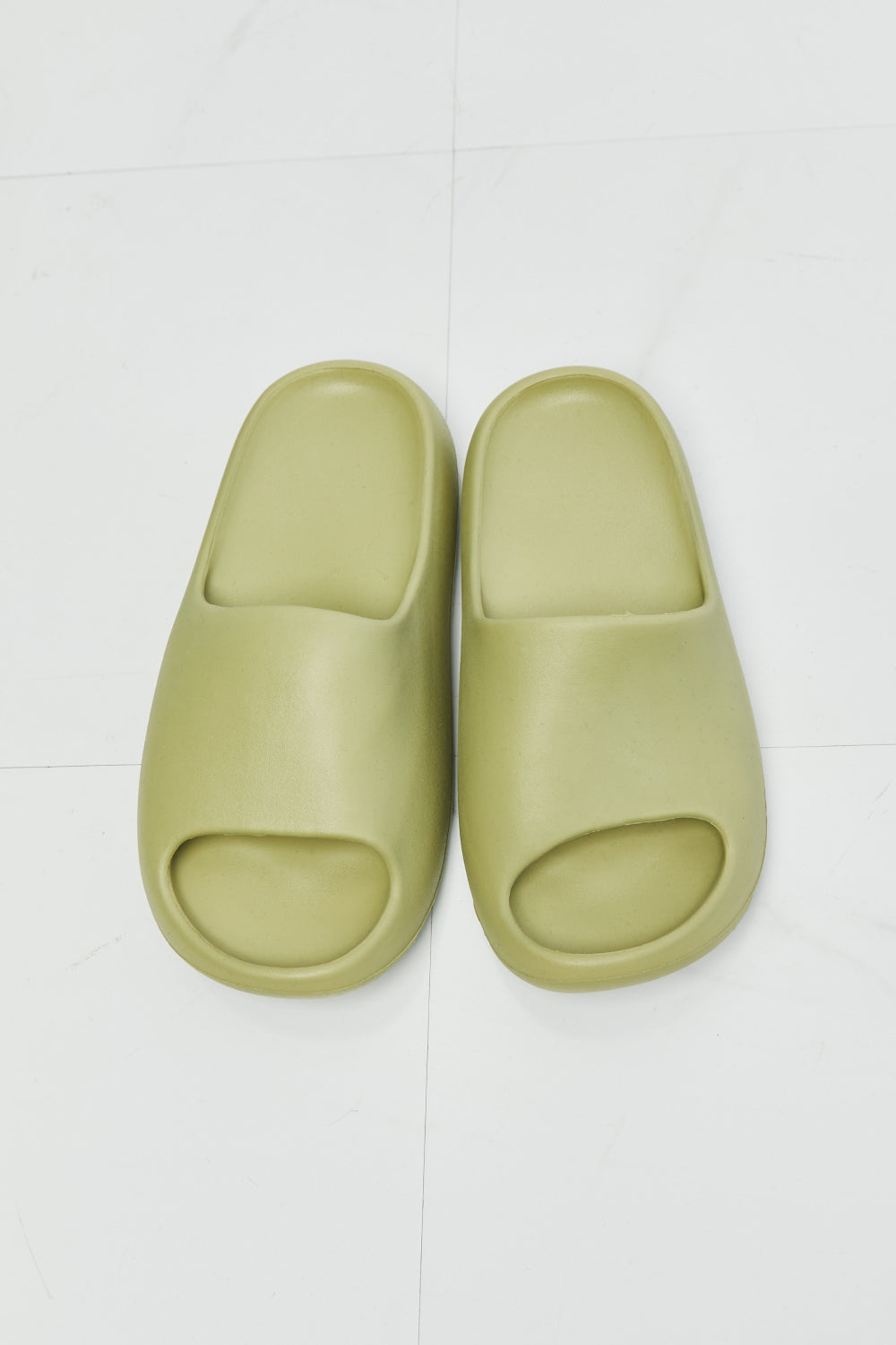 NOOK JOI Cozy Comfort Slides in Green