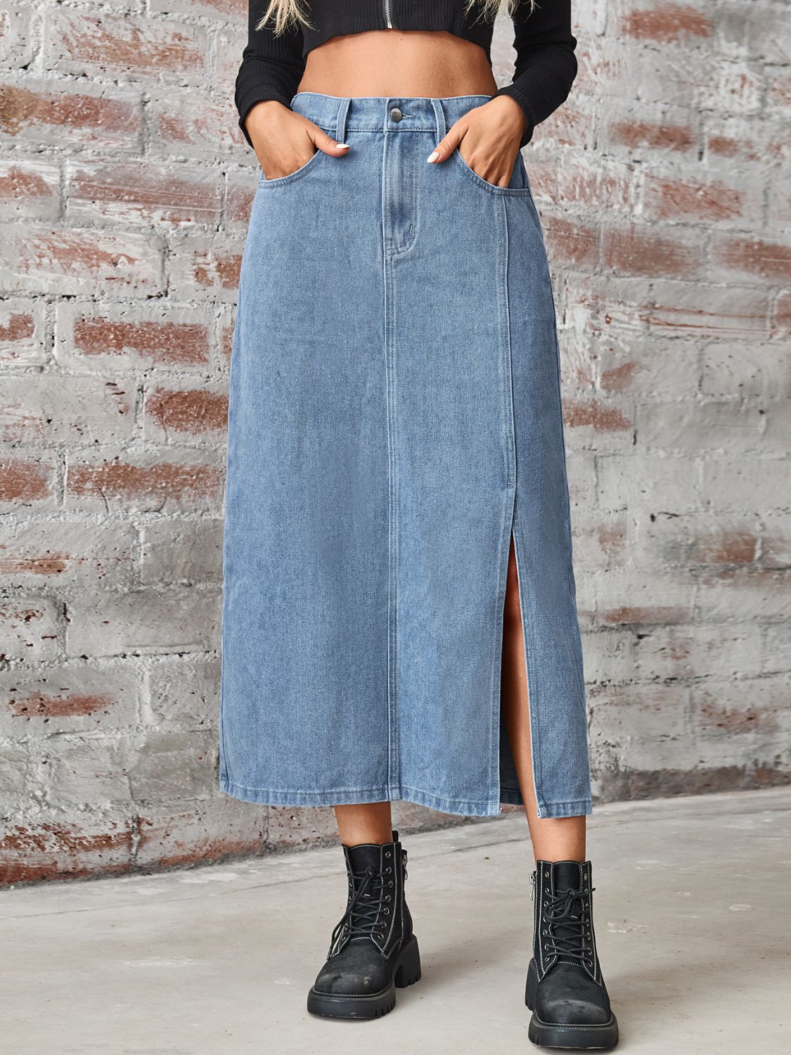 High-Waisted Denim Skirt with Side Slit and Pockets