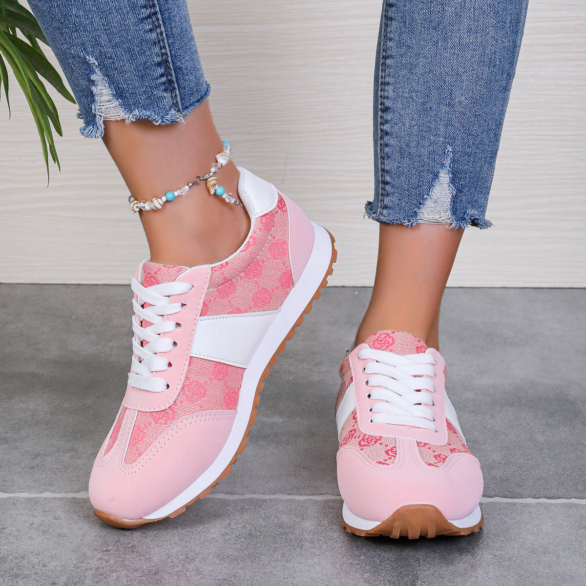 Contrast Round Toe Flat Sneakers - ShopEasier