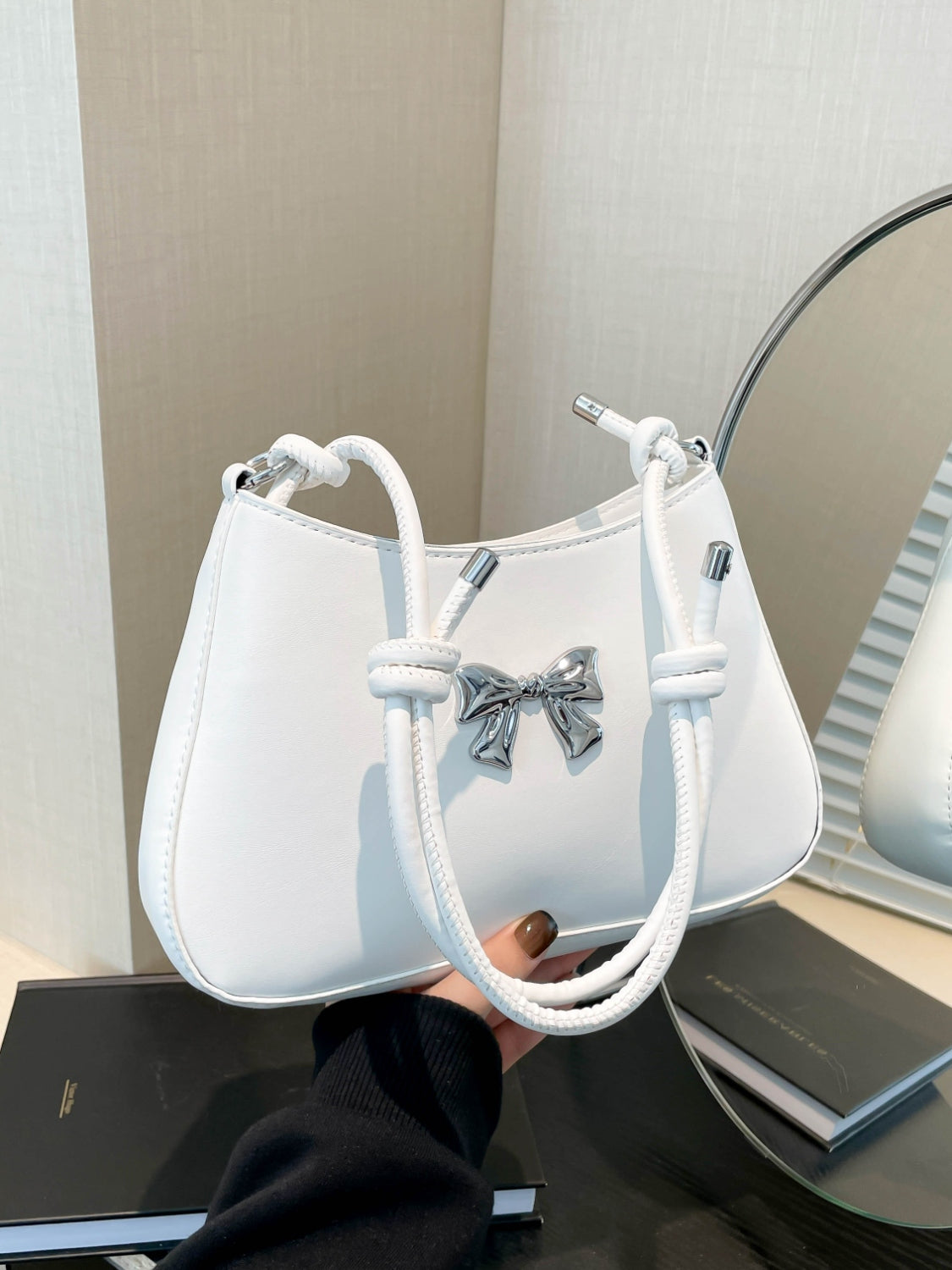 Knotted Strap PU Leather Bow Handbag