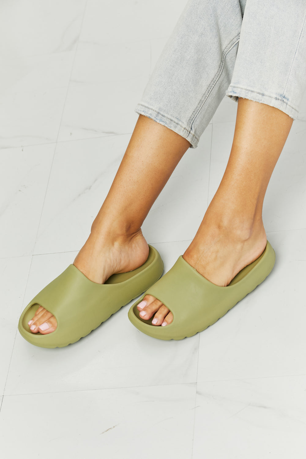 NOOK JOI Cozy Comfort Slides in Green