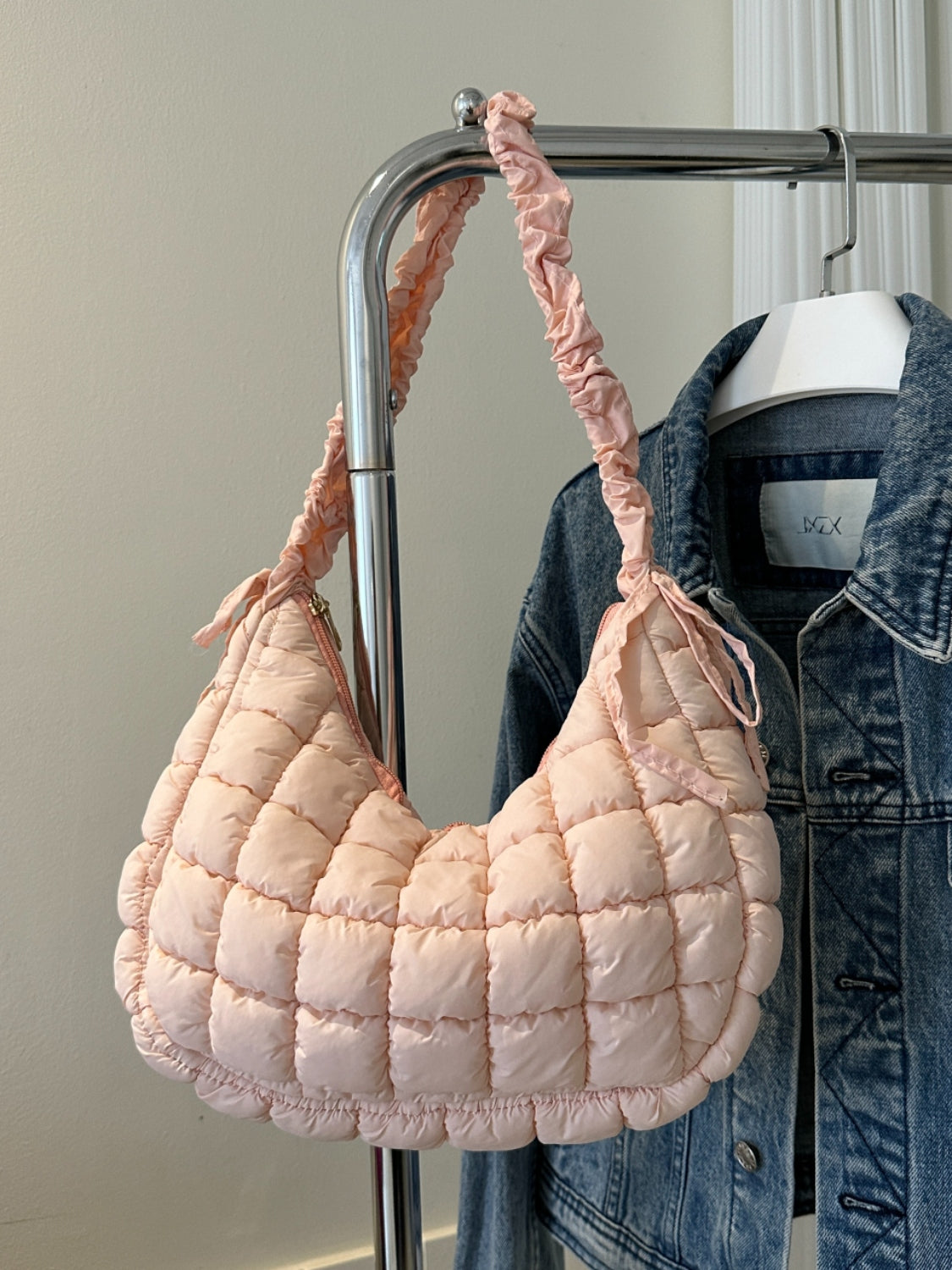 Bubble Texture Ruched Strap Quilted Shoulder Bag - ShopEasier