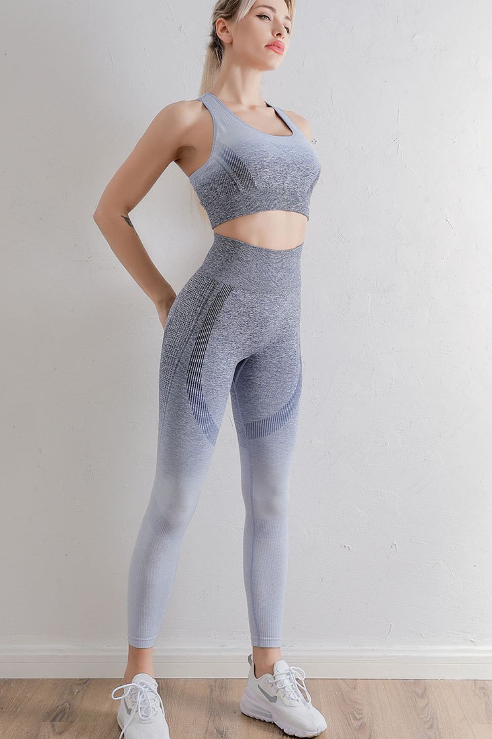 Gradient Sports Bra and Leggings Set - ShopEasier