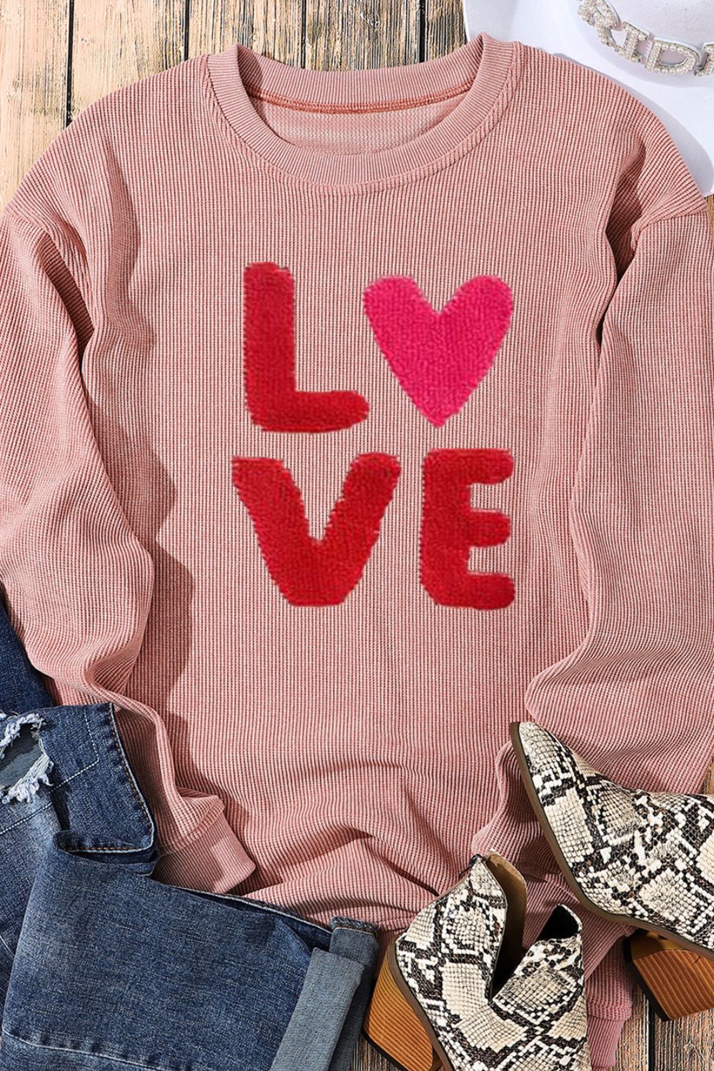 Love Heart Graphic Long Sleeve Sweatshirt for Valentine's Day