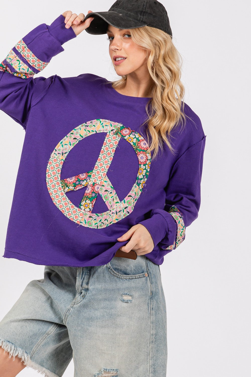 SAGE+FIG Peaceful Vibes Applique Long Sleeve Tee