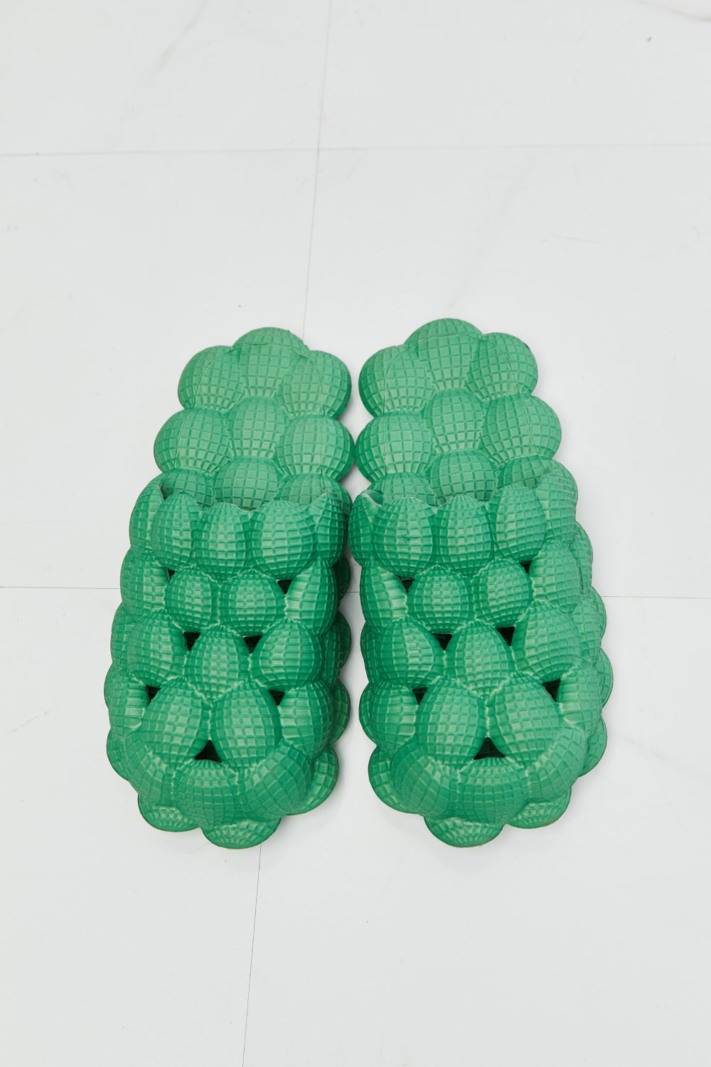 Cozy Green Bubble Slide Slippers for Ultimate Comfort