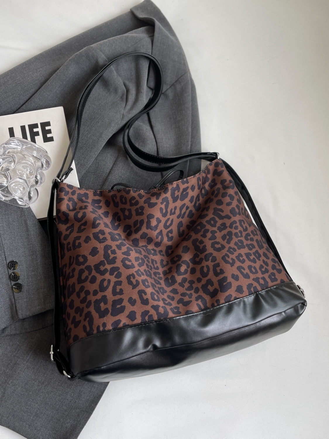 Leopard Print Versatile Crossbody Handbag