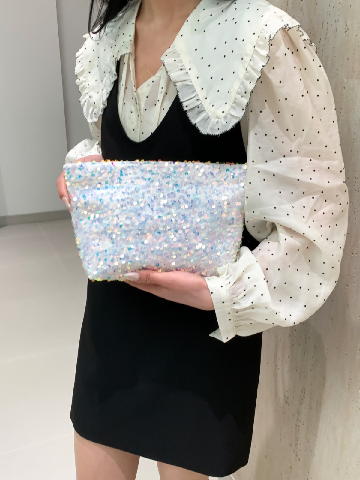 Sparkling Sequin Zippered Clutch Bag