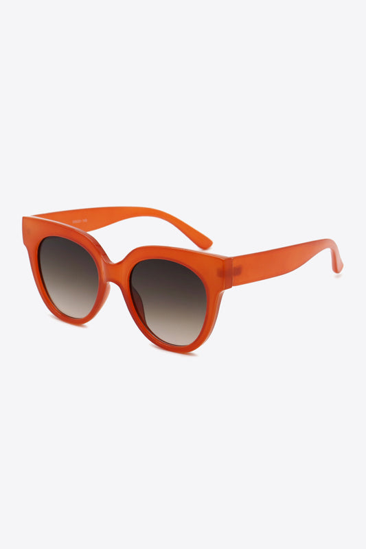 Polycarbonate Round Sunglasses with UV400 Protection and Case